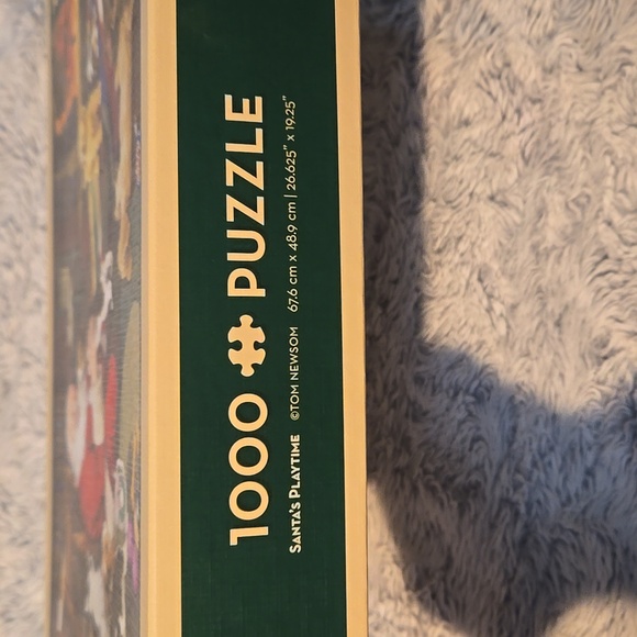 Cobble Hill Santa's Playtime With Cute Puppies 1000 Piece Puzzle - Picture 2 of 5